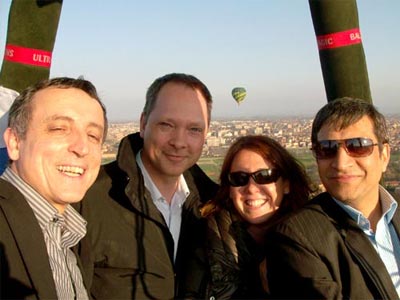 original gift in Italy: a hot air balloon ride